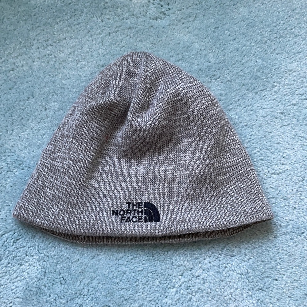 NWOT Northface unisex one size gray winter hat
